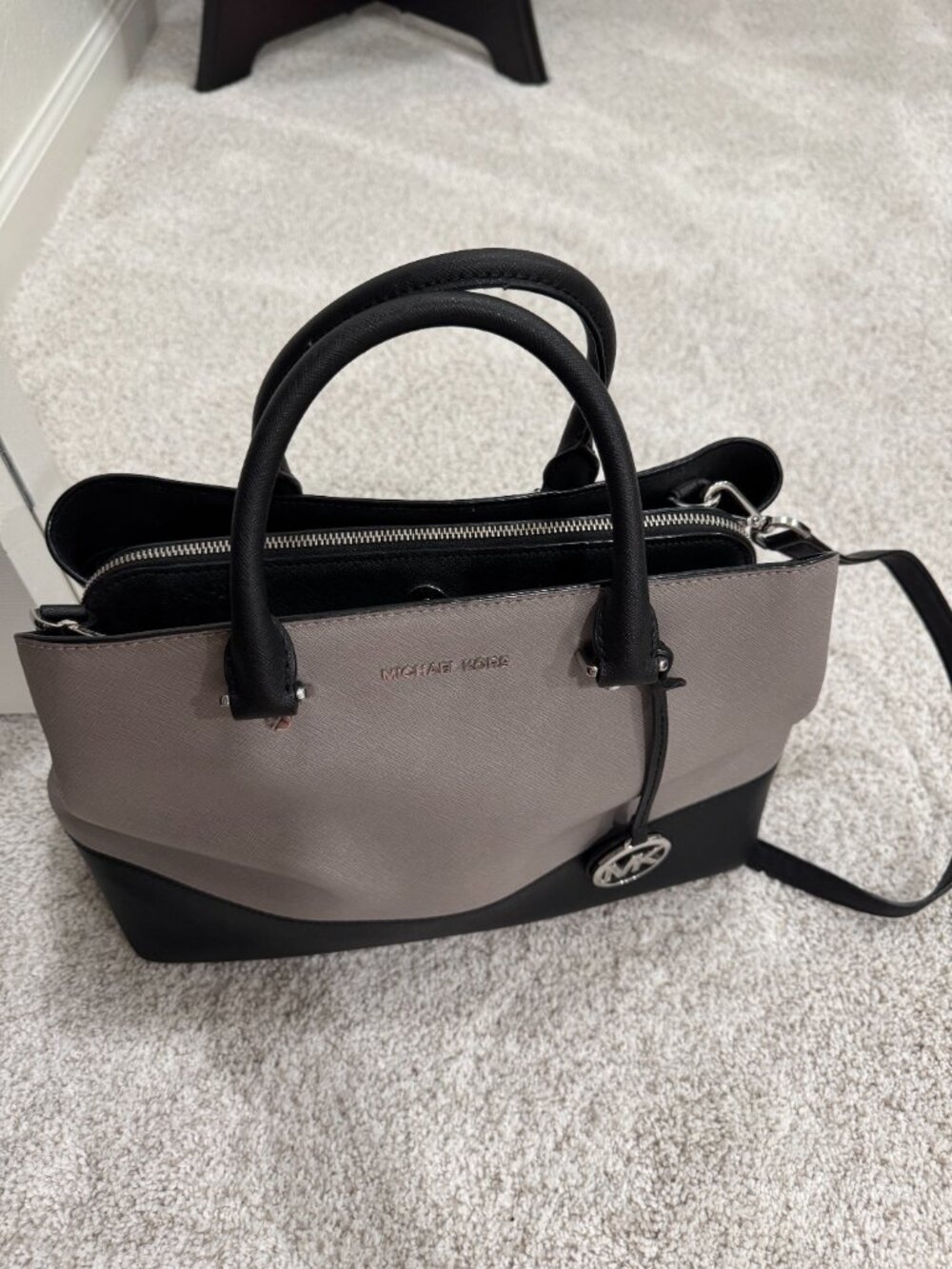 Michael Kors Saffiano Leather Satchel Two-Tone Black & Gray Crossbody Purse - Picture 7 of 11